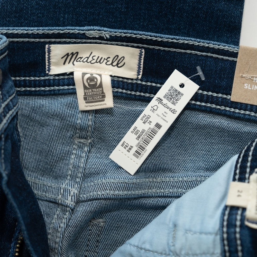 Madewell. High-Rise Slim Straight Jean. - Picture 4 of 13
